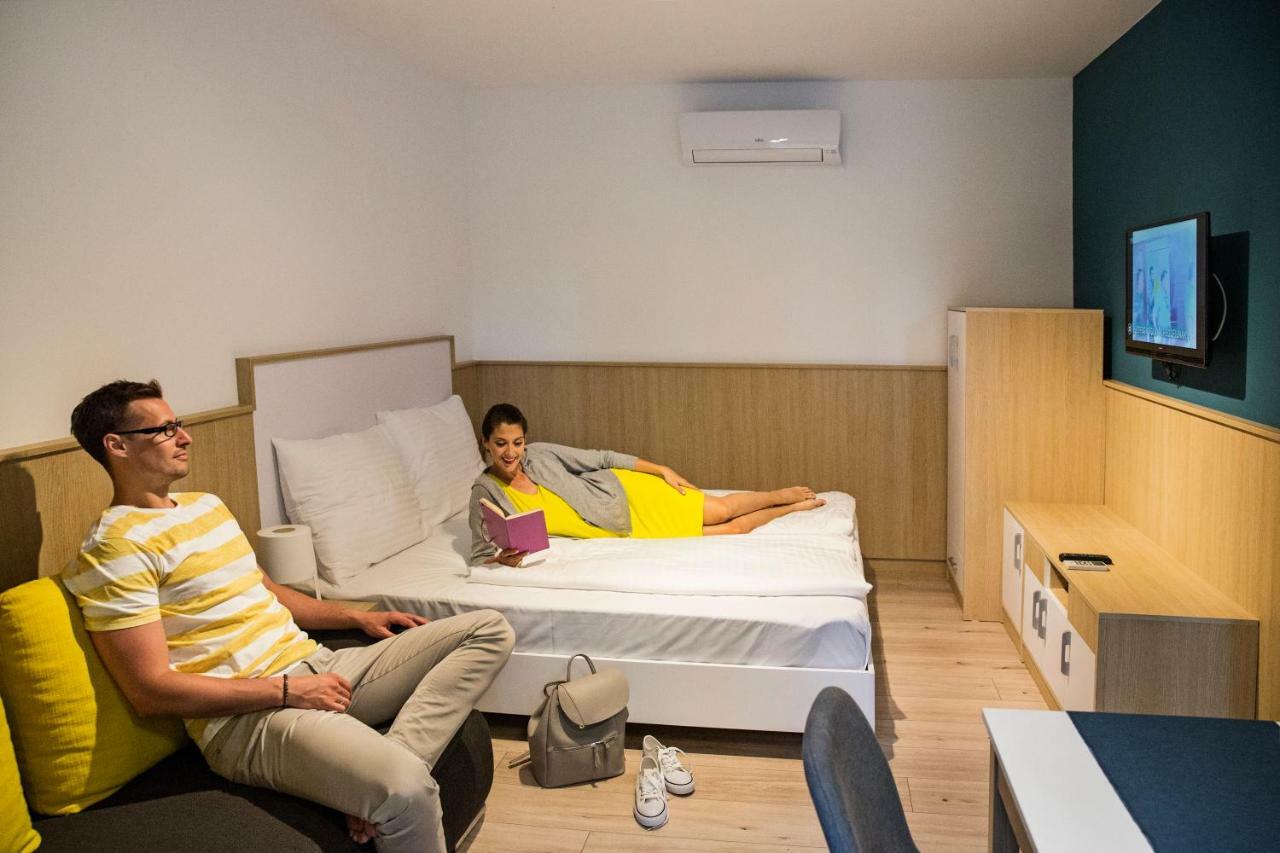 Barack Thermal & Natura Apartments Tiszakécske المظهر الخارجي الصورة
